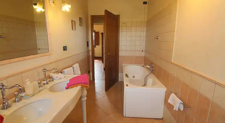 Farm house in Montepulciano