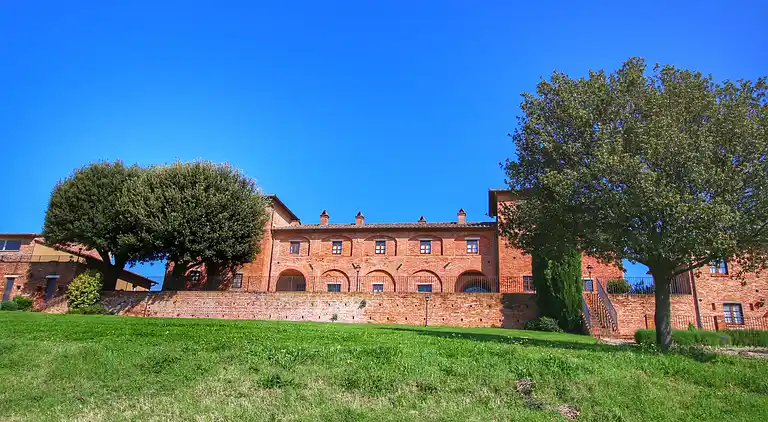 Gårdshus i Montepulciano