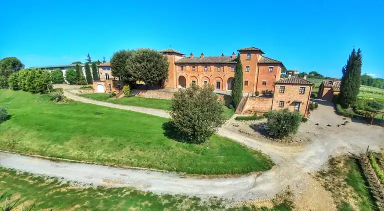 Farm house in Montepulciano