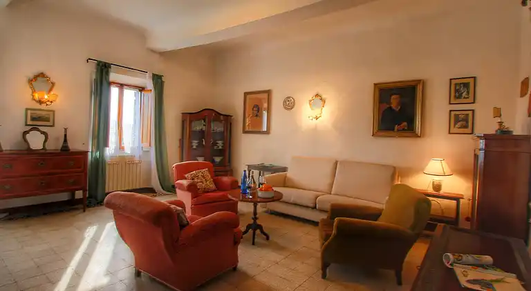 Farm house in Le Tolfe