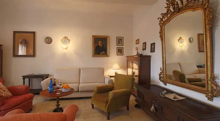 Farm house in Le Tolfe