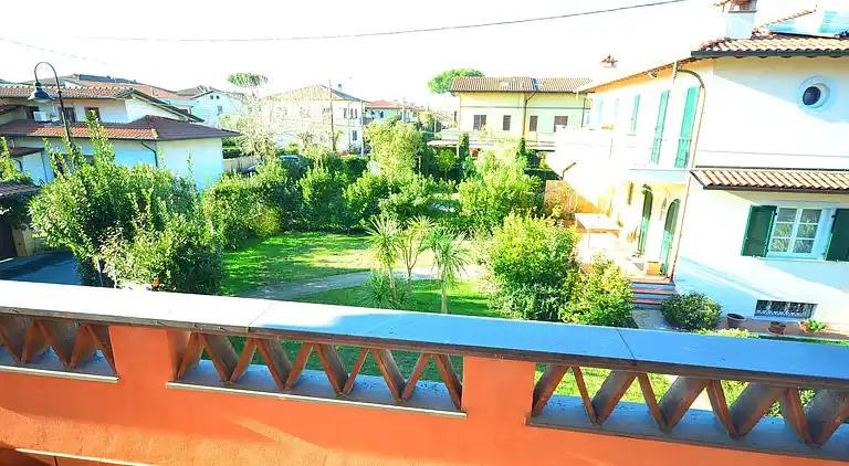 Holiday home in Capanne-Prato-Cinquale