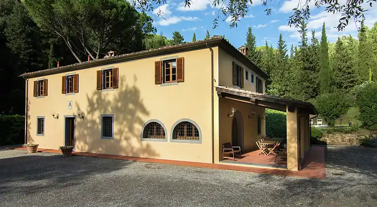Villa in Terricciola