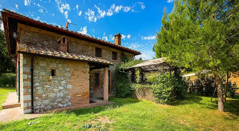 Cottage in Montecatini Val di Cecina