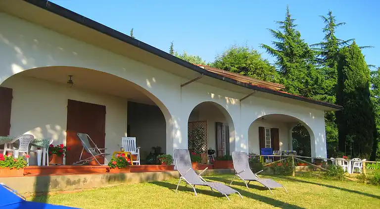 Villa in Castellina Marittima