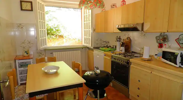 Villa in Castellina Marittima