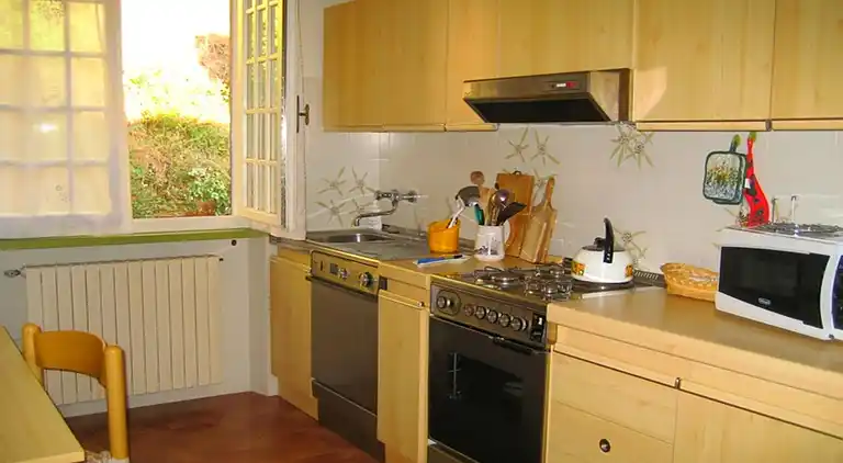 Villa in Castellina Marittima