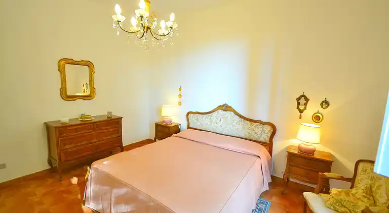 Villa in Castellina Marittima