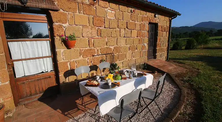 Farm house in Sorano
