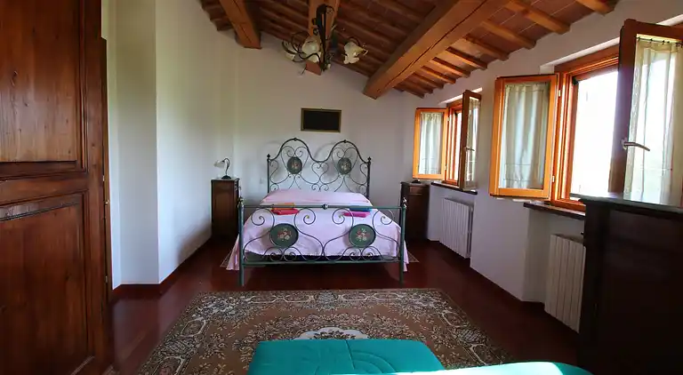 Gårdhus i Montecarotto