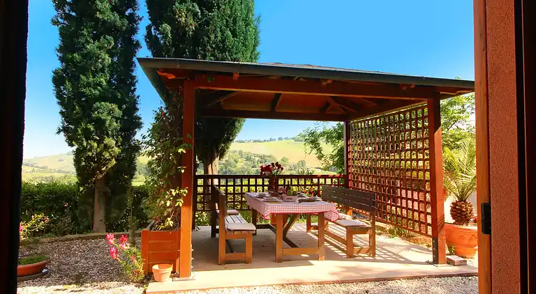 Gårdhus i Montecarotto