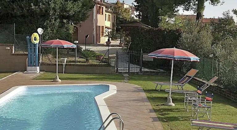 Farm house in Montecarotto