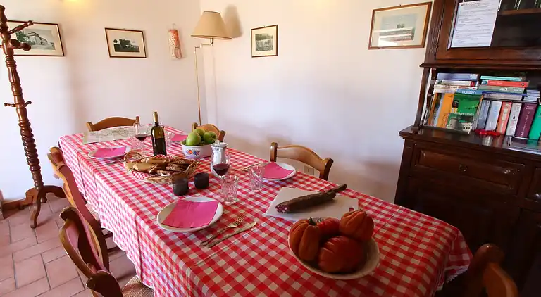 Farm house in Montecarotto