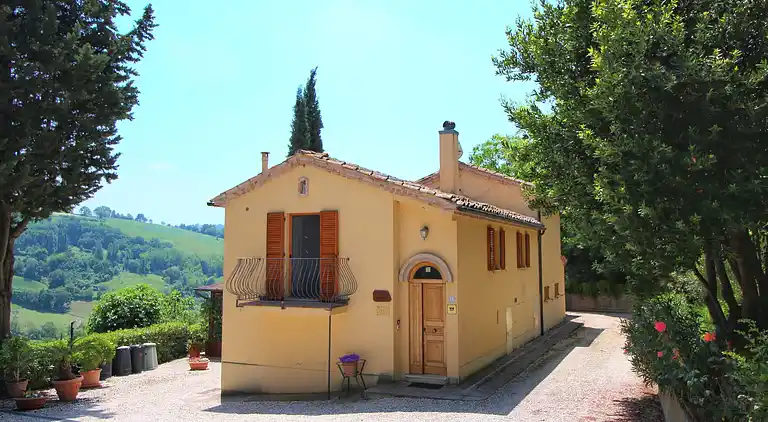 Farm house in Montecarotto