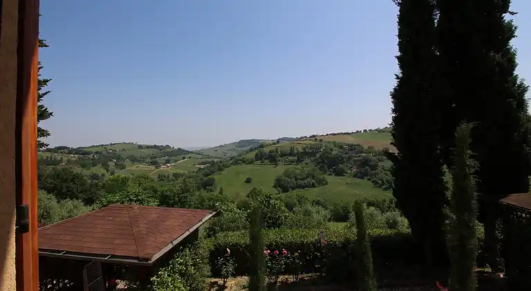 Farm house in Montecarotto