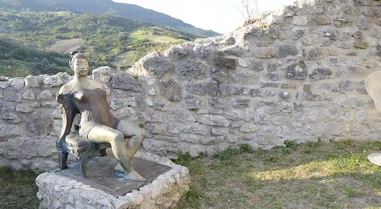 Leilighet i Petrella Guidi