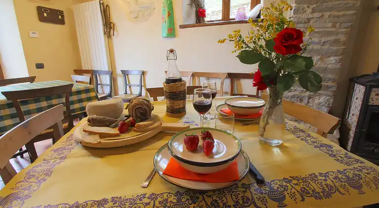 Farm house in Mercatello sul Metauro