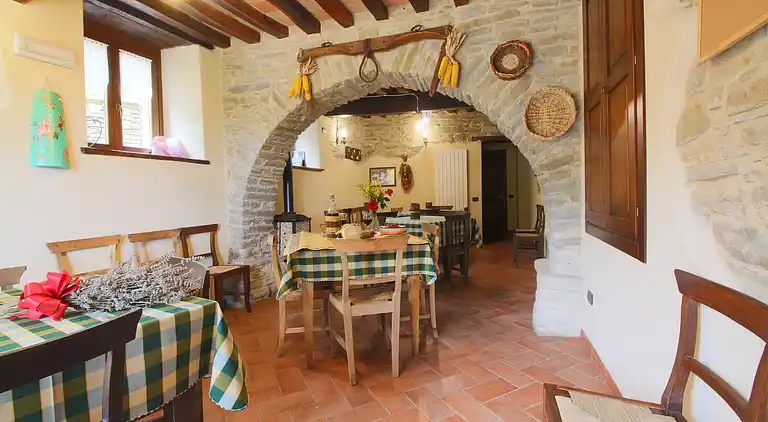 Farm house in Mercatello sul Metauro