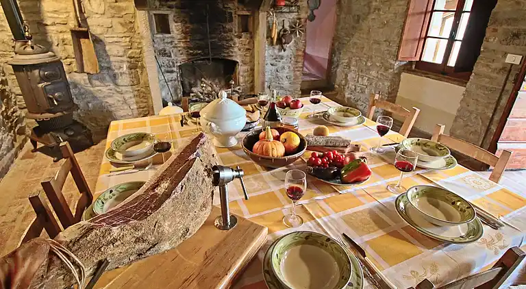 Gårdshus i Apecchio