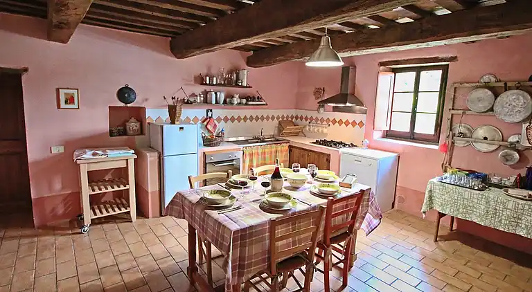 Gårdshus i Apecchio