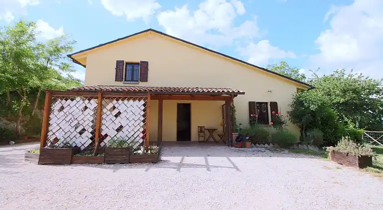 Farm house in Cagli