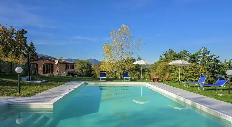 Villa i Pievebovigliana