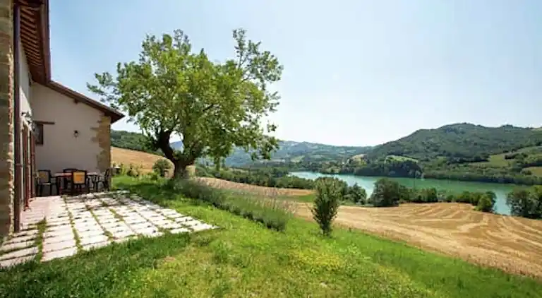 Holiday home in Amandola