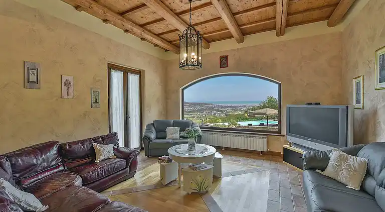 Villa in Campofilone