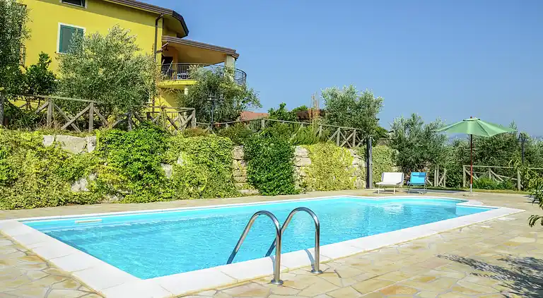 Semesterbostad i Scauzone