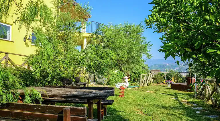 Semesterbostad i Scauzone