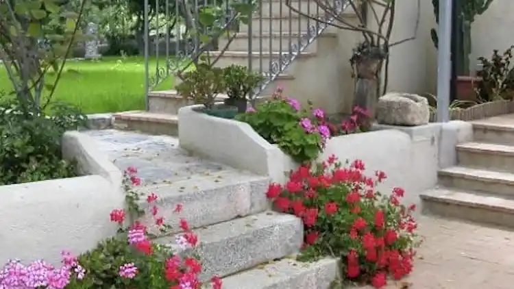 Manor house in Fitili