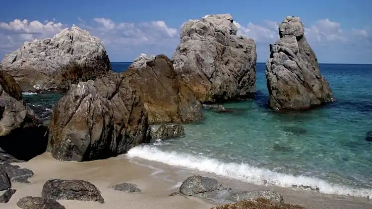 Manor house in Fitili