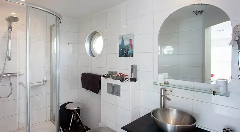 Houseboat in Amsterdam-Zuid