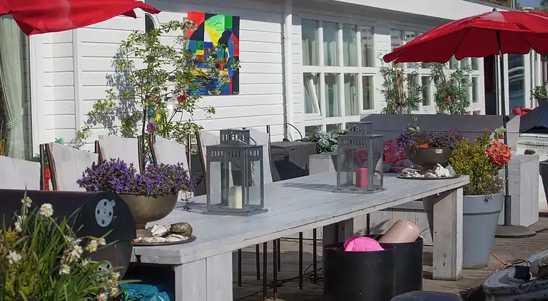 Houseboat in Amsterdam-Zuid