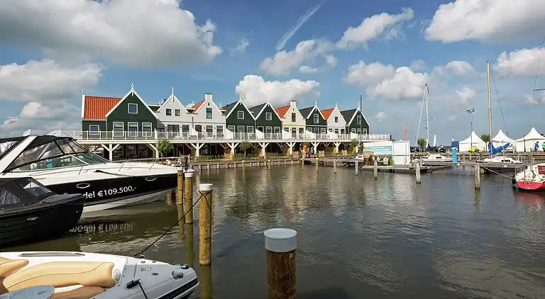 Holiday home in Uitdam