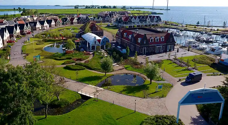 Holiday home in Uitdam