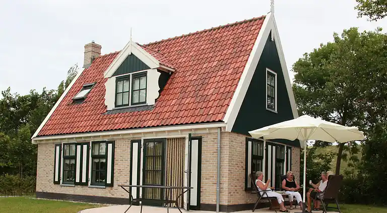 Villa in Hippolytushoef