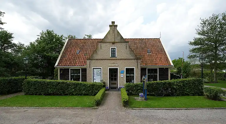 Holiday home in Hippolytushoef