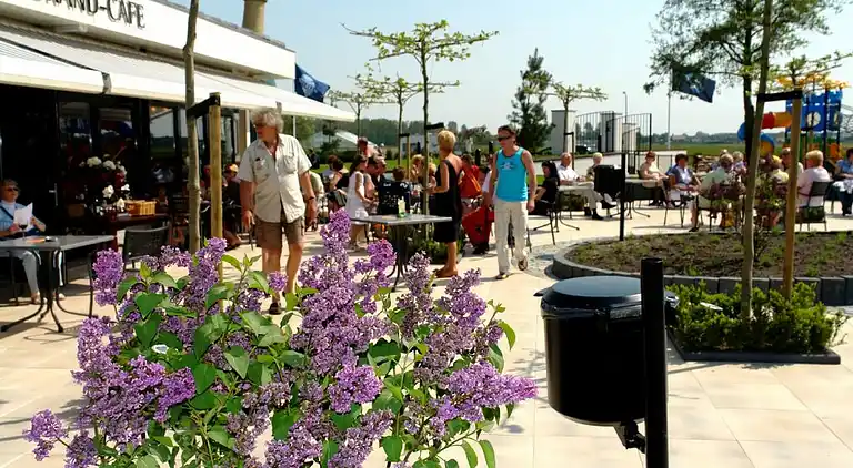 Chalet in South Holland