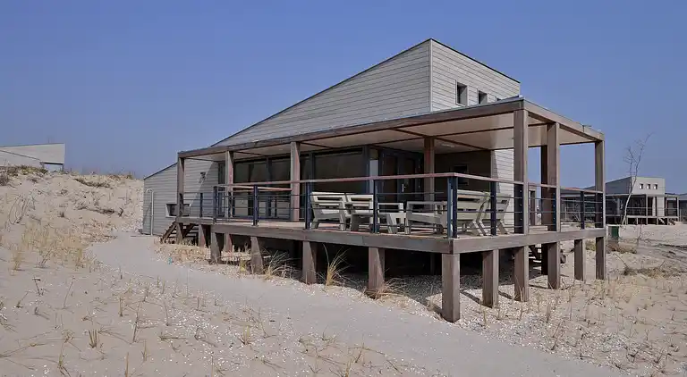 Villa in South Holland