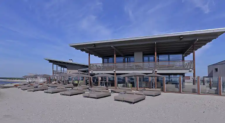 Villa in South Holland