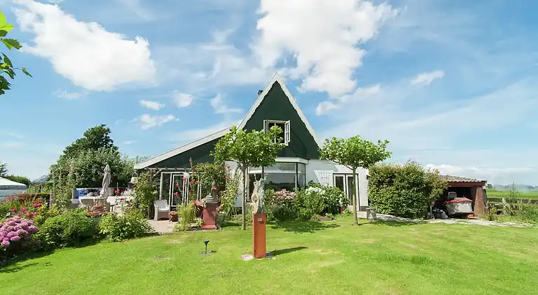 Holiday home in 't Zand