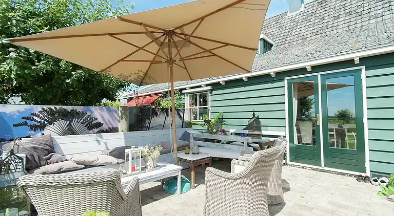 Holiday home in 't Zand