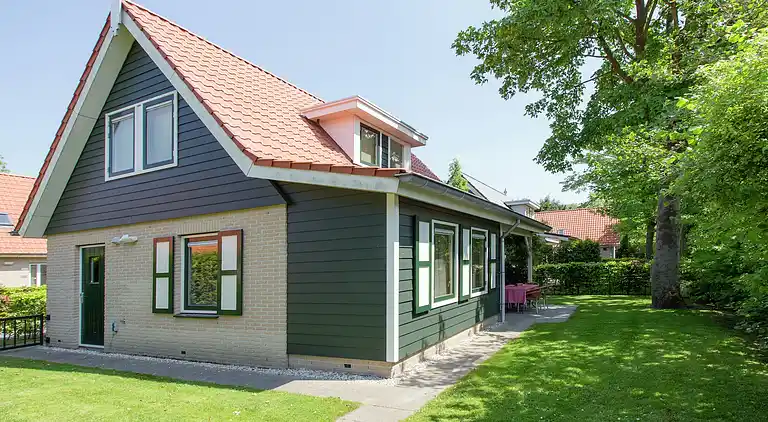 Holiday home in Zonnemaire