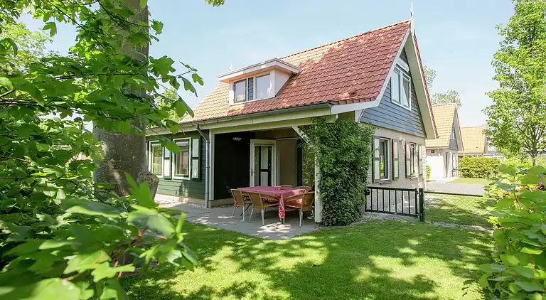 Holiday home in Zonnemaire