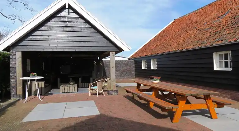 Semesterbostad i Ellemeet