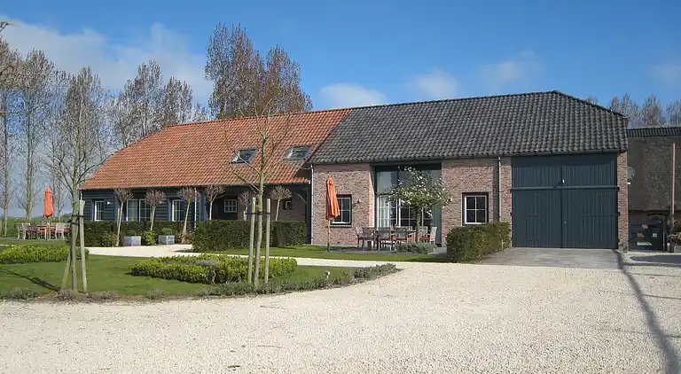 Farm house in Zuidzande