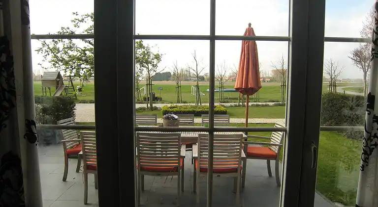 Farm house in Zuidzande