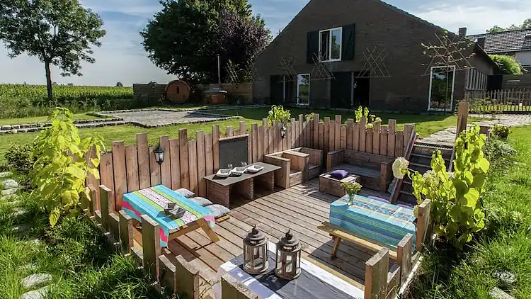 Farm house in Ravenstein