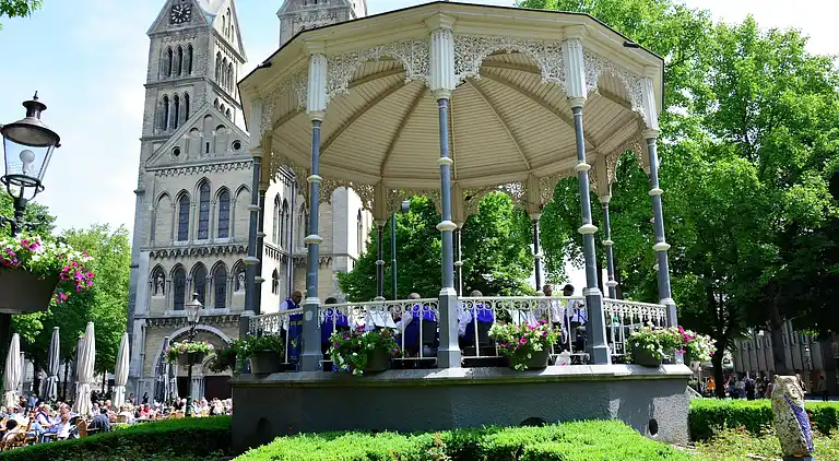 Holiday home in Heel